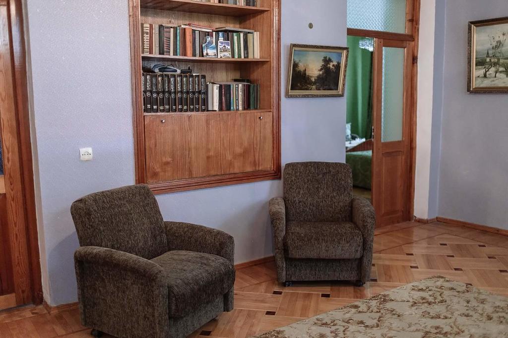 Guesthouse Raisa Kvareli Buitenkant foto